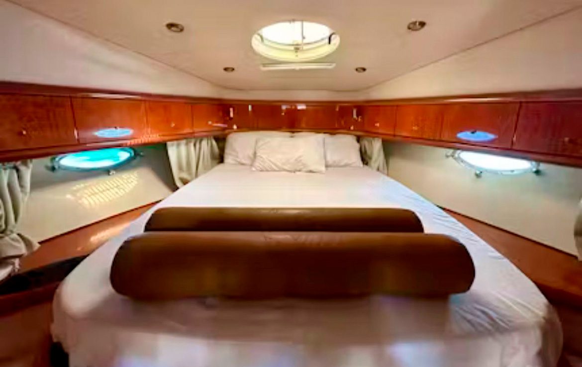 Kemer Yacht Rental 18m Sunseeker Manhattan 56